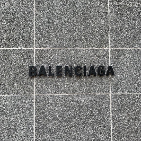 Meet your Posher, Devin - Picture 1 of 1